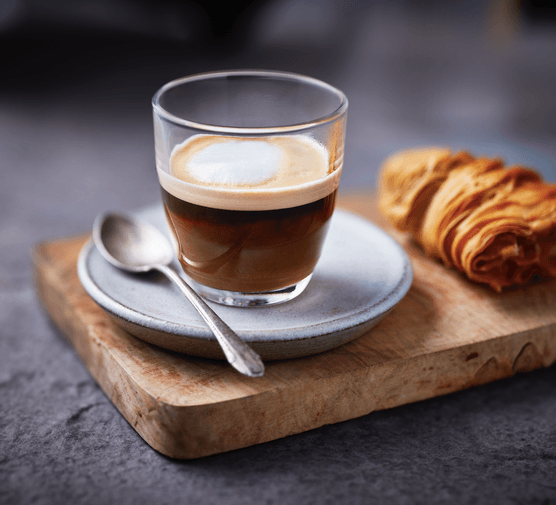 Macchiato Espresso kafa: Raznolikost u šoljici